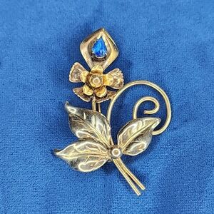 Barclay 1/20 12K Gold Filled Blue Rhinestone Art Nouveau Floral Brooch Pin
